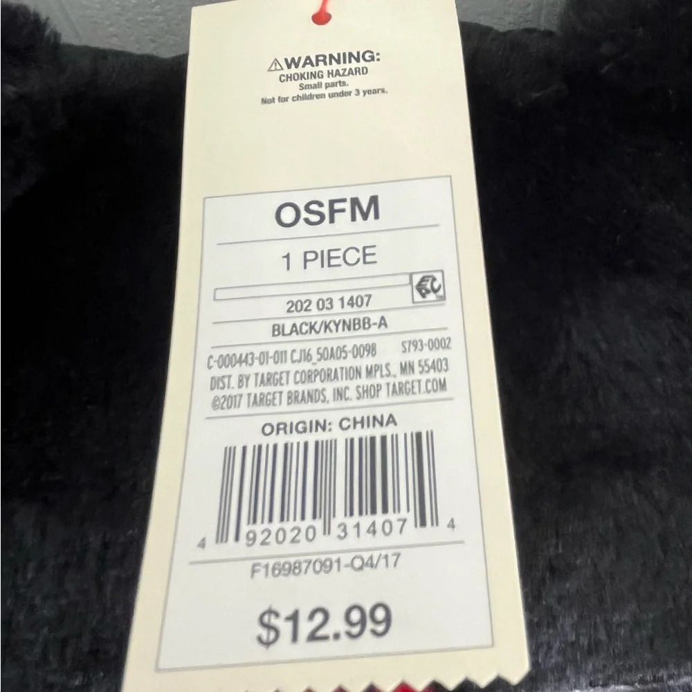 NWT Cat & Jack Black Cat Theme Faux Fur Hand Mit